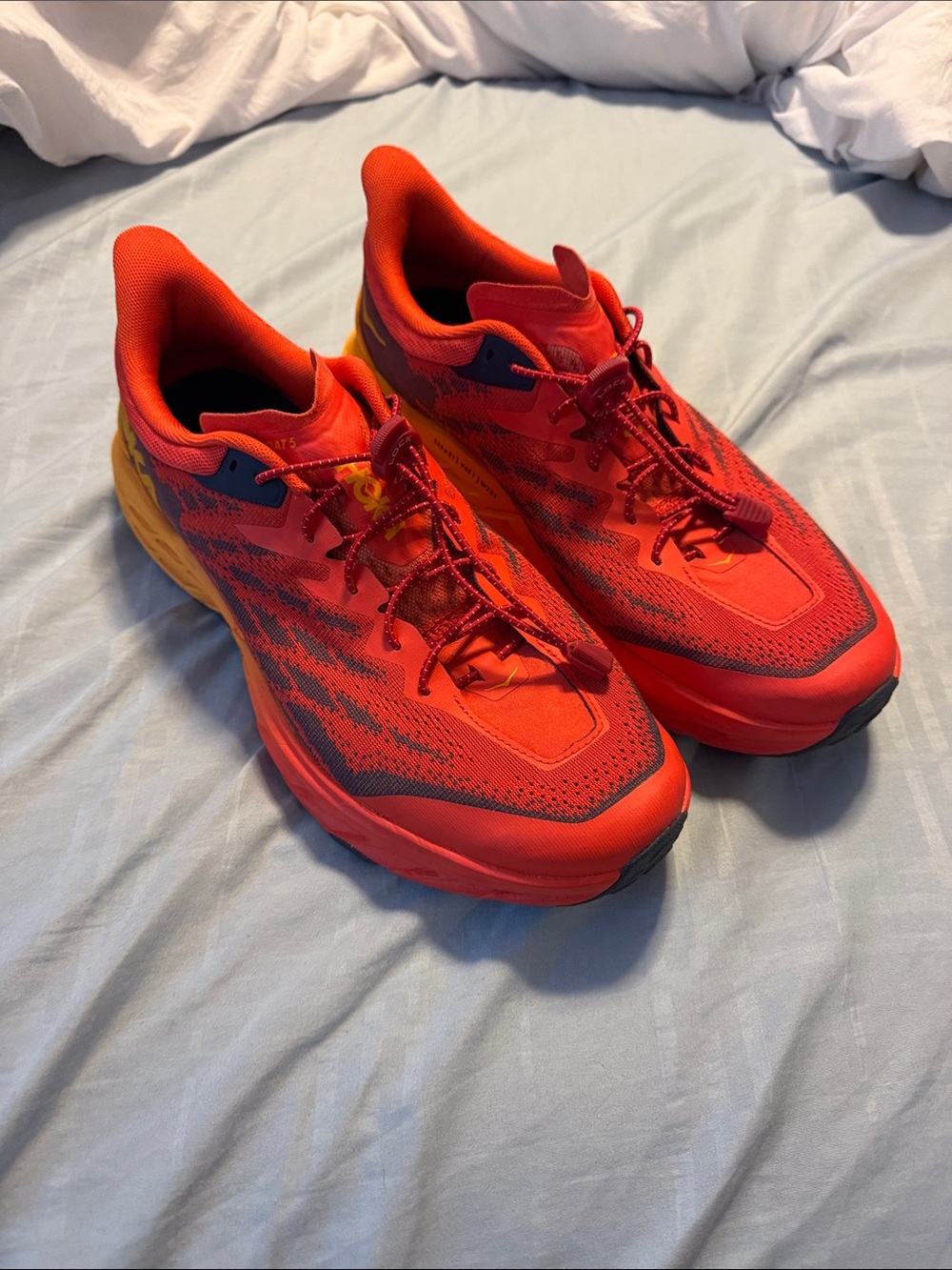 Mens 12 EE Hoka one one speedgoat 5 trail runners